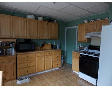 83 Malden St, Worcester, MA 01606 - photo 2