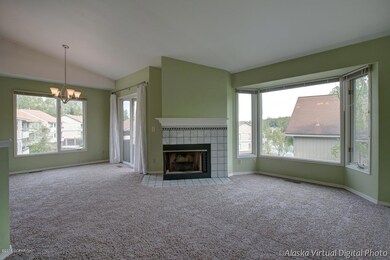 Fireplace/Living