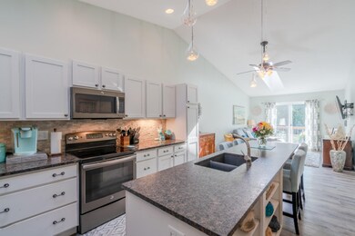 Kitchen05