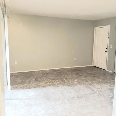 305 E Wellington Ct unit 61, Tampa, FL 33604 - photo 7