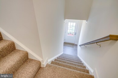 10599 Hinton Way, Manassas, VA 20112 - photo 5