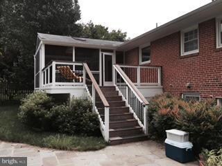 6222 Mori St, McLean, VA 22101 - photo 2