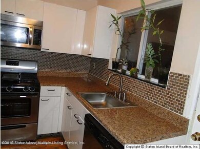 67 Seneca St, Staten Island, NY 10310 - photo 5