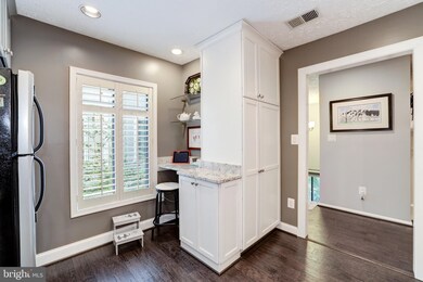 2212 Hunters Run Dr unit 2212, Reston, VA 20191 - photo 7