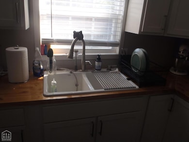 207 N Dowell Ave, Tuckerman, AR 72473 - photo 4