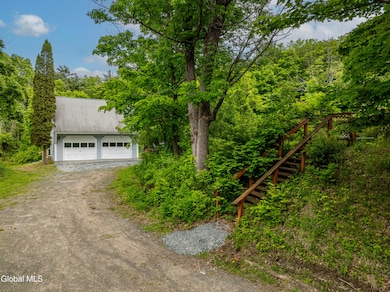 13 Camel Hill Rd, Troy, NY 12180 - photo 3