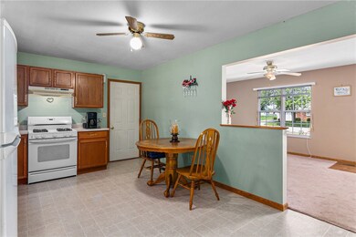 14103 E Southwind Dr, Effingham, IL 62401 - photo 6