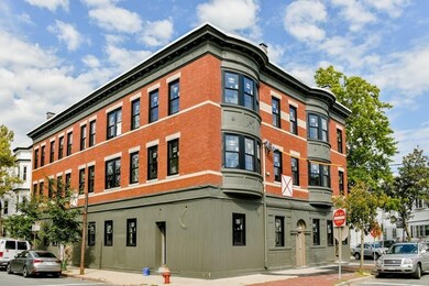 55 Plymouth St unit 1, Cambridge, MA 02141 - photo 6