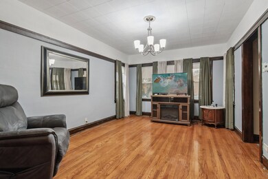 unlisted-address, Maywood, IL 60153 - photo 5