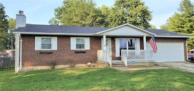 303 Elizabeth Dr, Freeburg, IL 62243 - photo 4