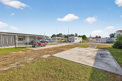 38627 Lansing Ave, Zephyrhills, FL 33542 - photo 7