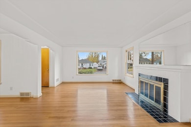 1316 E 42nd Ave, Spokane, WA 99203 - photo 7