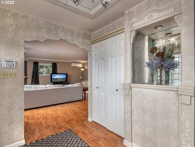 Entrance/Foyer