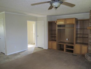 200 Irish Ridge Rd, Harrodsburg, KY 40330 - photo 4