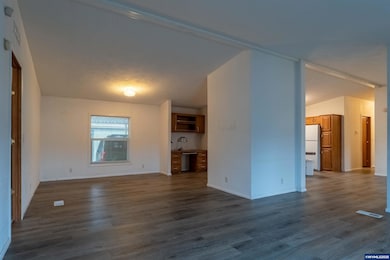 1284 N 19th St unit 92 St, Philomath, OR 97370 - photo 3