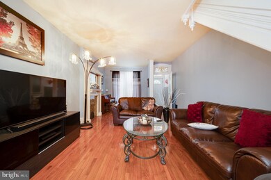 832 Thorn St, Reading, PA 19601 - photo 5