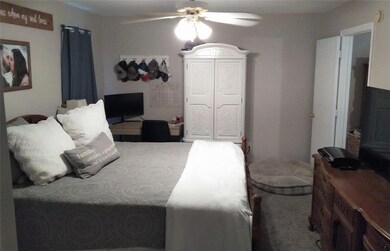 1014 Spell Ave, Cleburne, TX 76033 - photo 5