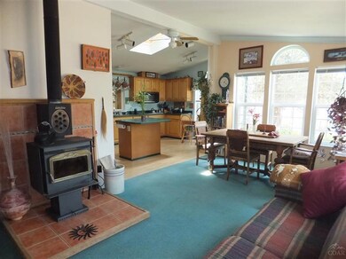 unlisted-address, Bend, OR 97701 - photo 4