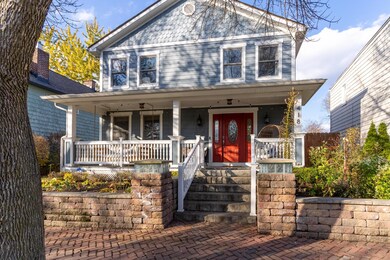 418 Forest Street_MLS_4
