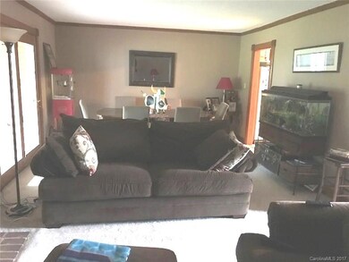 423 Windsor Ln, Statesville, NC 28677 - photo 5