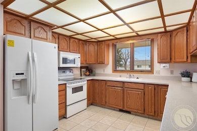 1717 Sylvan Ln, Billings, MT 59105 - photo 7