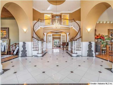 Grand interior 2 story 