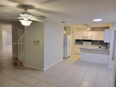 248 Magnolia Ave, Davie, FL 33325 - photo 7