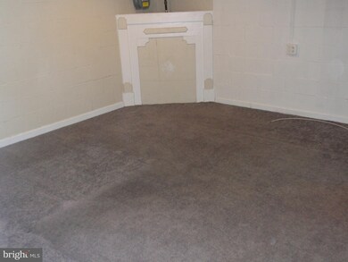 129 N Edgewood St, Baltimore, MD 21229 - photo 3