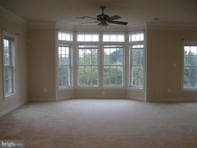 923 Hidden Marsh St, Gaithersburg, MD 20877 - photo 4