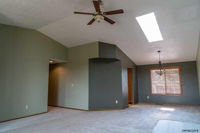 2245 Treemont Ct S, Salem, OR 97302 - photo 4