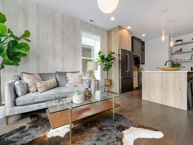 1815 W Augusta Blvd unit 2, Chicago, IL 60622 - photo 3