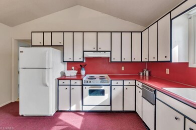 5305 Tarkington Dr, Greensboro, NC 27407 - photo 7