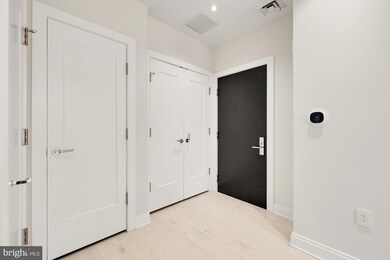 1427 Rhode Island Ave NW unit 402, Washington, DC 20005 - photo 3