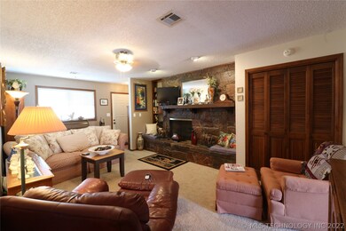 Living Room from Hall to Bedrooms.