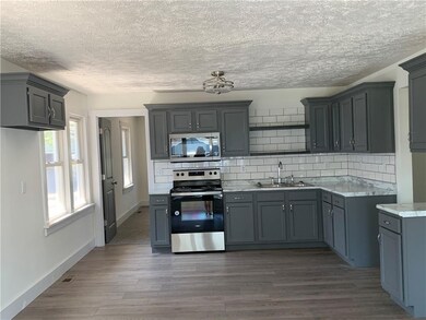 3109 S Hackley St, Muncie, IN 47302 - photo 5