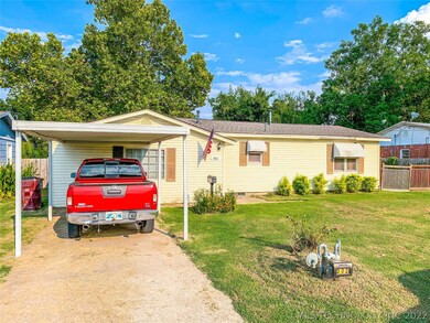 302 N J St, Eufaula, OK 74432 - photo 4