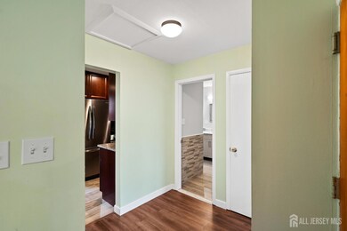 113 The Orchard unit J, East Windsor, NJ 08512 - photo 4