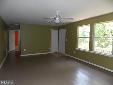 2228 Bachman Valley Rd, Manchester, MD 21102 - photo 7