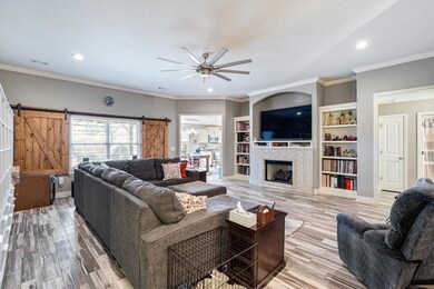 1001 Red Oak St, Elkins, AR 72727 - photo 3