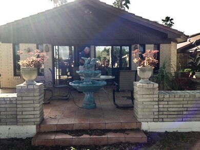 908 Palm Dr, Alamo, TX 78516 - photo 2