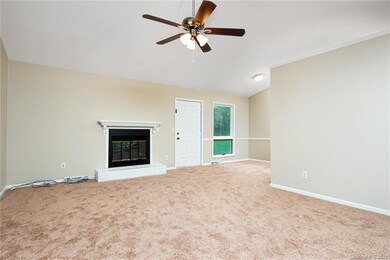 152 Sparrow Rd unit 75, Statesville, NC 28625 - photo 2