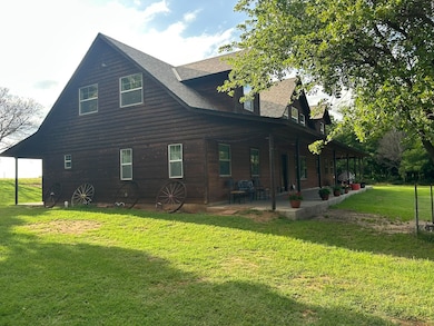 SW4 TR25-19N-08 W 640 Rd unit House + 5 Wooded Acr, Hennessey, OK 73742 - photo 3