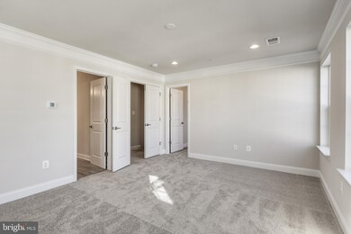 8083 Trotters Chase, Daniels, MD 21043 - photo 4