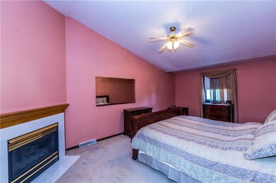 Master Bedroom w/ Vaulted Ceilings & Gas Fireplace