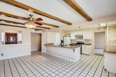Kitchen/living combination