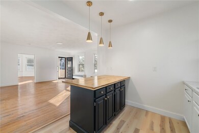 19 Vale St unit 1, Providence, RI 02908 - photo 3