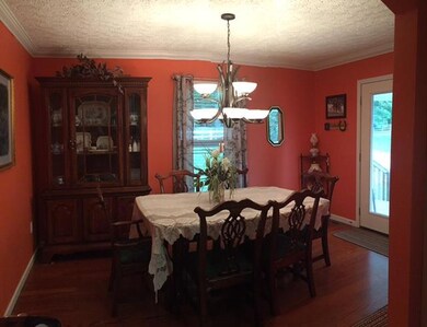 126 S Cannon Blvd, Shelbyville, TN 37160 - photo 5