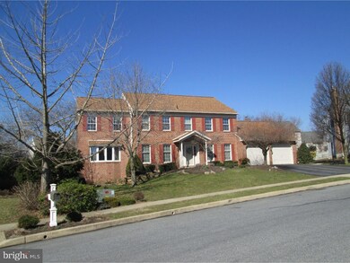 2912 Marcor Dr, Reading, PA 19608 - photo 2