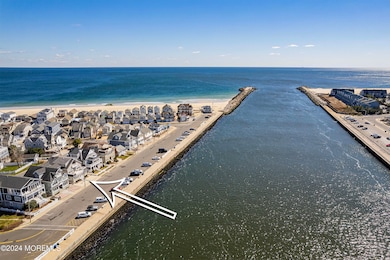 556 Riverside Dr, Manasquan, NJ 08736 - photo 2