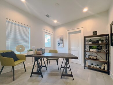 5323 Donovan Gardens Ln, Houston, TX 77091 - photo 7